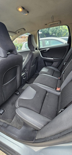 Imagen 21 de 23 de Volvo Xc60 2.0t