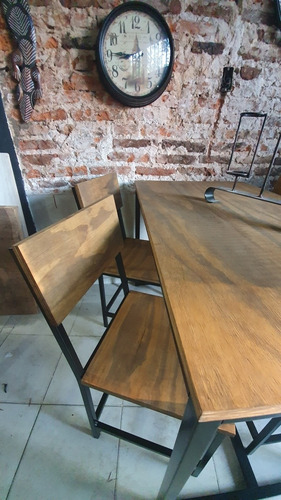 Imagen 5 de 10 de Mesa Hierro Y Madera 120x70 + 4 Sillas Industriales Exterior