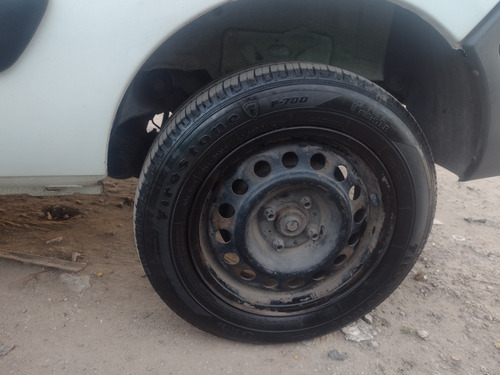 Imagen 4 de 12 de Renault Kangoo 2012 1.6 2 Furgon Confort Cd Svt 1plc