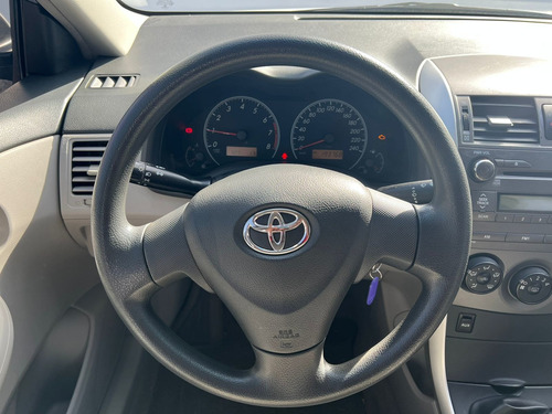 Imagen 6 de 14 de Toyota 2014 Corolla 1.8 Xli L/11