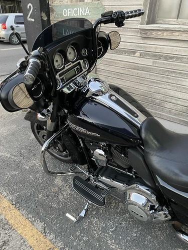 Imagem 8 de 10 de Harley Davidson Street Glide