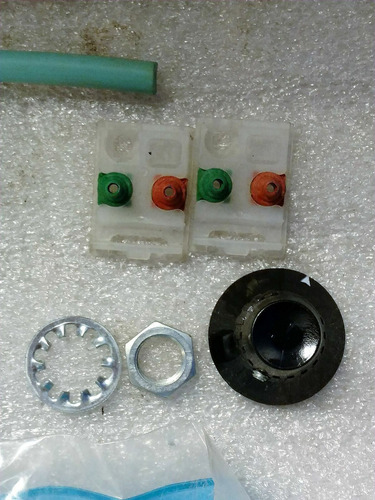 Johnson Controls R-4000-3, 8149, 271612-22 Miniature Reg Yyq