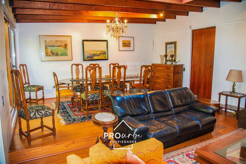 Venta Casa,los Dominicos Las Condes, 4 Dormitorios, Piscina.