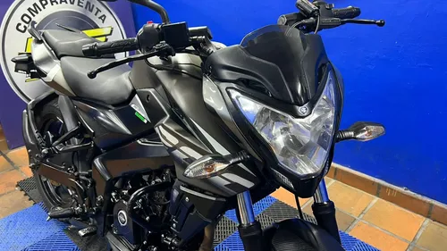 Pulsar Ns 200 Fi Bajaj