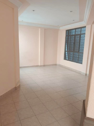Casa En Venta Calle Cerrada Flor De Agua 5, Florida.cdmx, Excelente Ubicación , Av Universidad, Museo Frida Kahlo.jf06