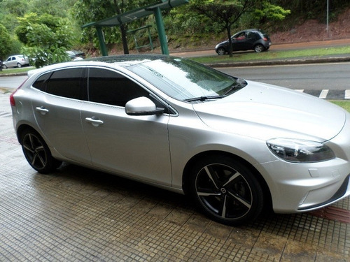 Volvo V40 2.0 T5 R-design Tb At