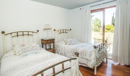 Esplendida Casa En Condominio Privado Cantagua