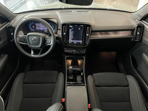 Volvo C40 P6 RECHARGE ELECTRIC PLUS