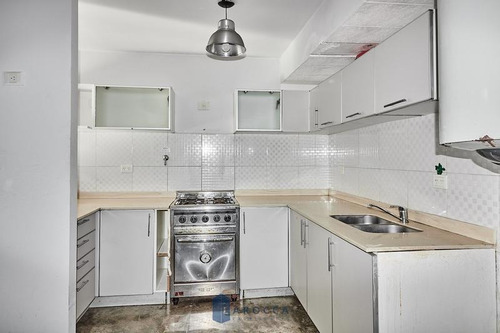 Imagen 5 de 16 de Departamento 2amb Con Terraza Y Cochera