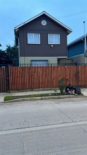 Casa En Arriendo De 3 Dorm. En Los Angeles