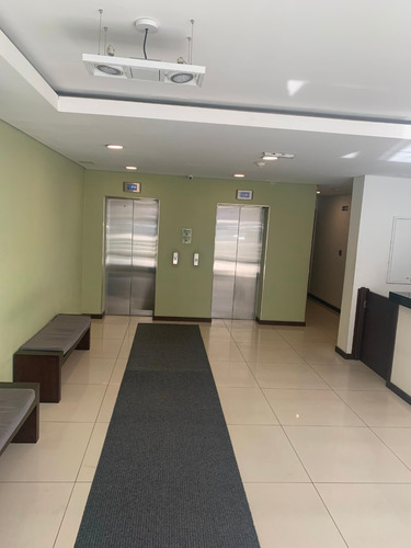 Imagen 7 de 14 de Monoambiente Sobre 18- Ideal Vivir O Estudio Profesional