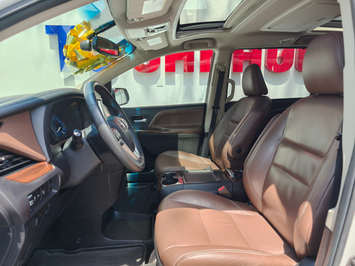 Toyota Sienna 3.5 Limited At