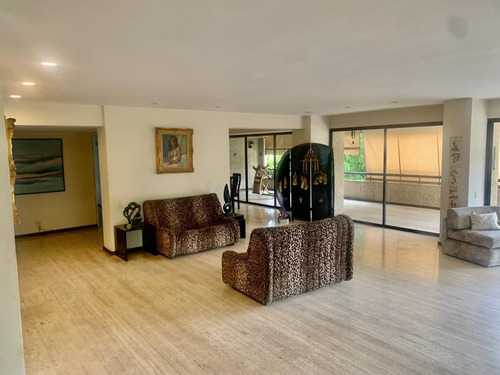 Imagen 12 de 29 de Venta Espectacular Apartamento Con Piscina Privada Y Jardín