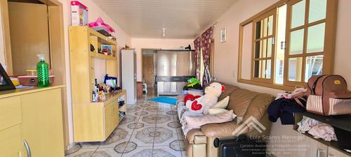 Imagem 7 de 26 de Casa De Alvenaria, Ótima Varanda, Três. Dormitórios Com Excelente Terreno. - Br297 - 69942458