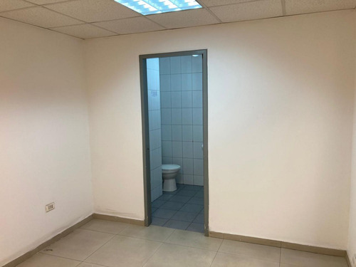 Arriendo Bodega C/ Of De 315 M2 En San Bernardo.