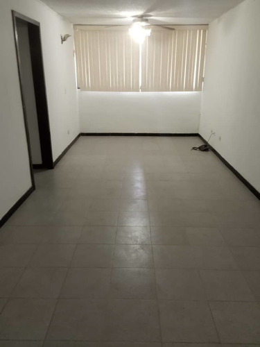 Alquier De Apartamento En Ciudad Casarapa 04241255764