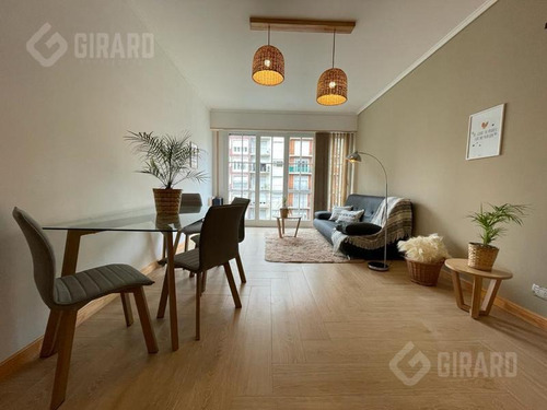 Venta Departamento 3 Ambientes, Reciclado. Zona Plaza Colon