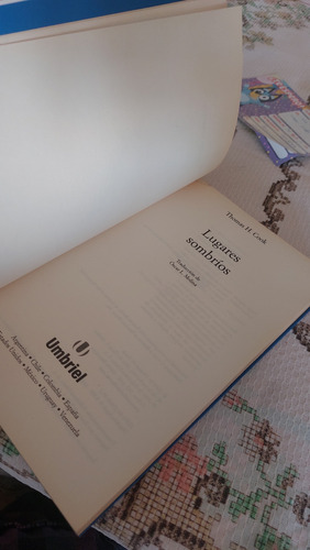 Lugares Sombrios. Thomas H. Cook. Umbriel (Usado)