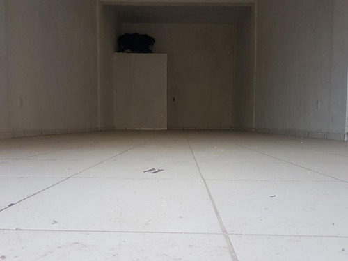 Imagem 7 de 11 de Loja Para Alugar, 38 M² Por R$ 800,00/mês - Paciência - Rio De Janeiro/rj - Lo0057