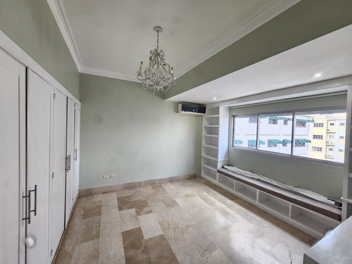 Penthouse De 3 Niveles En Bella Vista Sur