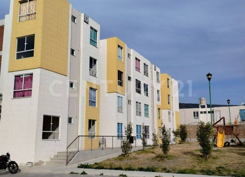 Departamento En Venta En Paseos De Chavarria, Mineral De  La Reforma, Hidalgo