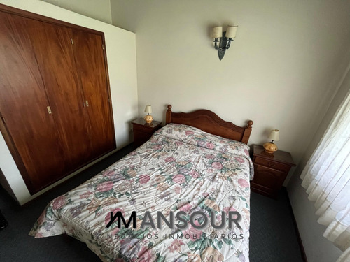 Chalet Sobre Lote De 1550m2 En Esquina Country San Diego