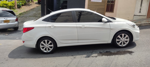 Hyundai Accent 1.6 Premium