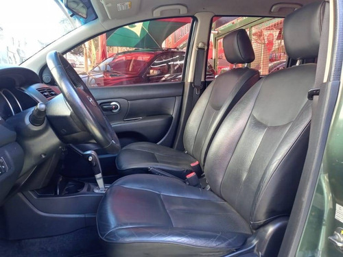 Imagem 12 de 13 de Nissan Livina 1.8 Sl X-gear 16v Flex 4p Automático