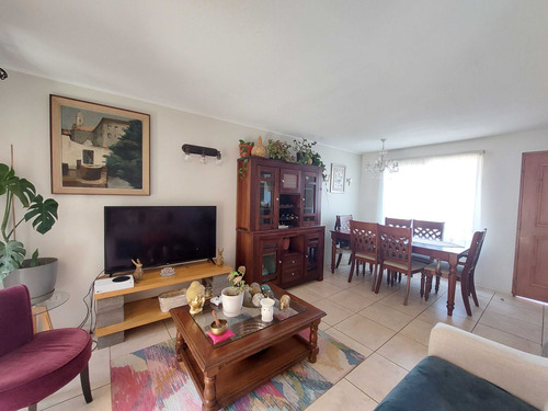 Casa 3 Dormitorios 3 Baños Aislada (73347)