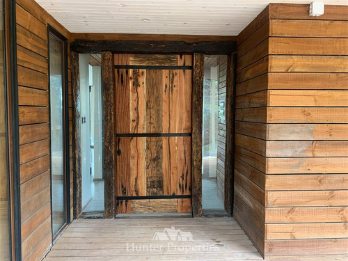 Casa En Venta De 4 Dorm. En Pichilemu