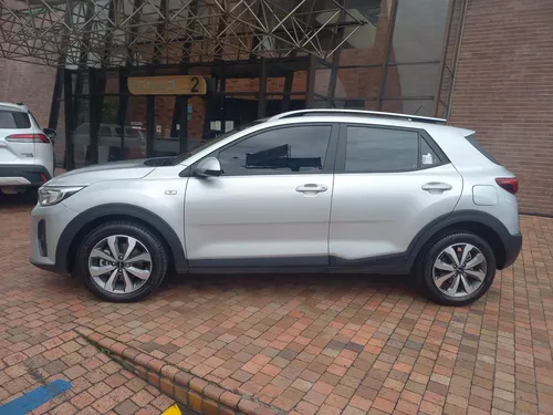 Kia Stonic 1.0 Vibrant MT HIBRIDO