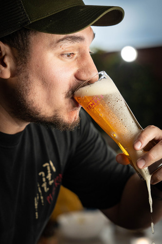 Pack Cerveza Artesanal 12u Botellas Temple Indie Golden 355ml - Caja Mayoreo Vidrio Refrescante Lúpulo Cascade Malta Pilsen Espuma Cristalino Aromas Caramelo Amargor Bajo IBU 12 / ABV 4.5%