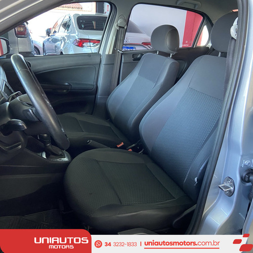 Volkswagen Voyage 1.6 MSI FLEX 16V 4P AUT.