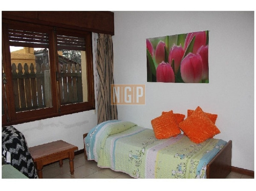 Imagen 5 de 30 de Casa A Metros Del Mar