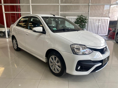Toyota Etios Xls Mt6 2017