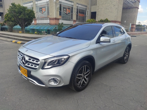 Imagen 16 de 24 de Mercedes-benz Clase Gla 2019 1.6 Urban