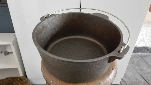 Imagen 4 de 6 de Olla De Hierro Fundido 7 Lts. Excelente Nueva