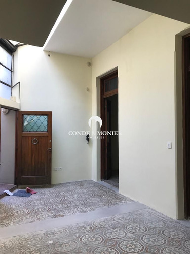 Parque Chacabuco, Venta. Ph 3 Ambientes Sin Expensas.