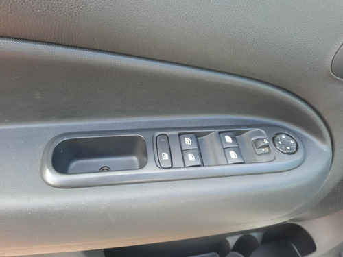 Imagen 9 de 14 de Citroën C4 Aircross Feel Navegador