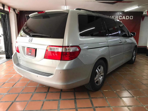 Imagen 4 de 11 de Honda Odyssey 3.5