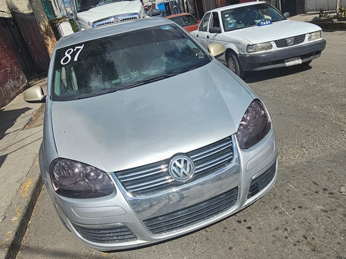 Bora 1.9 Tdi, Transmisión Manual, Asientos De Piel