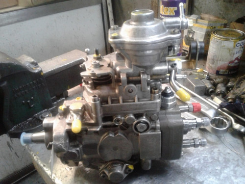 Imagen 3 de 3 de Bomba Inyectora Mecanica Reforma Ford Focus Bosch Reparada
