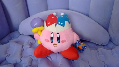 Boneco Kirby Mago De Pelúcia