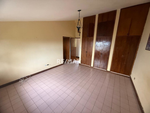 Venta Casa San Antonio De Los Altos, Urbanización El Limón, Miranda, Altos Mirandinos