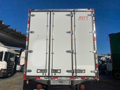 Imagem 4 de 9 de Baú 8,80m Para Caminhao Trucado Frigorifico Câmara Fria