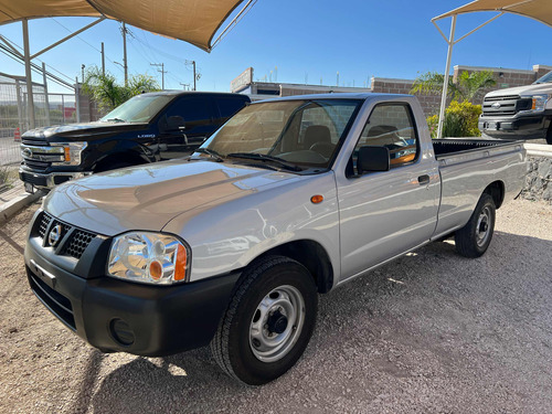 Nissan NP300 2.4 Pick-up Dh Mt