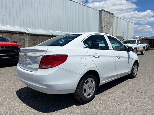 Imagen 5 de 15 de Chevrolet Aveo Ls