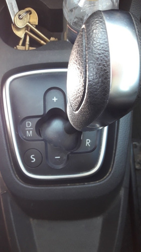 Volkswagen Suran 1.6 Imotion Highline 110cv 2014
