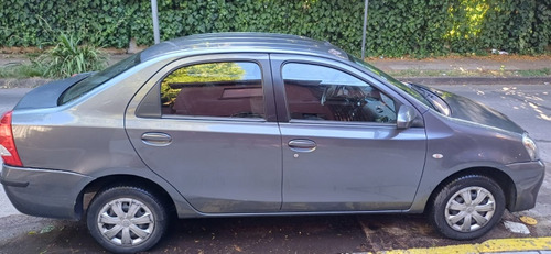 Toyota Etios 1.5 Sedan Xs