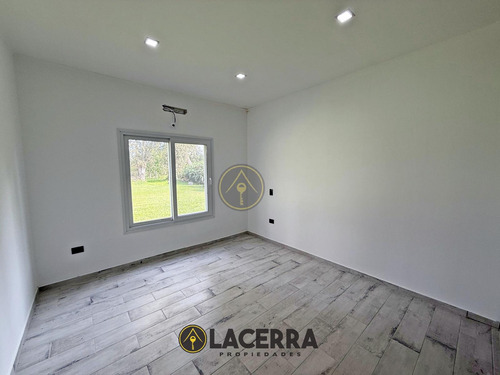 Casa 4 Ambientes A Estrenar En Santa Irene, Gran Lote De 2000 M²